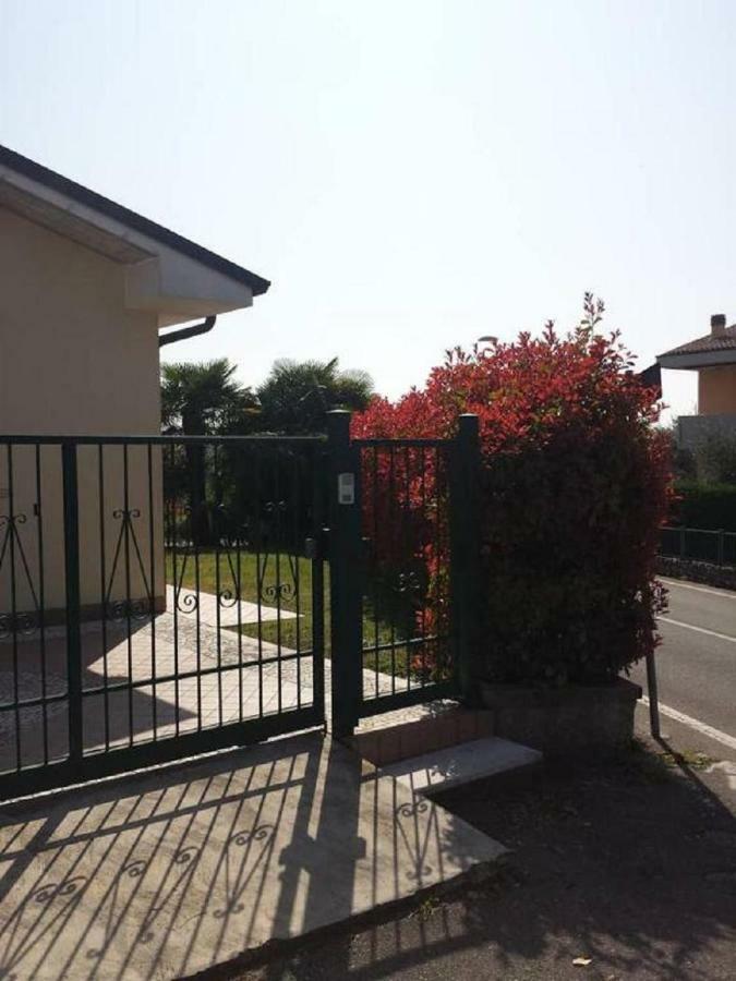 Appartamento Con Giardino A Cisano Di باردولينو المظهر الخارجي الصورة